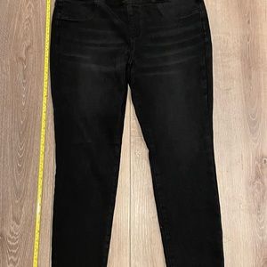 Sonoma black stretchy pull on high waist  jeans jeggings size 14